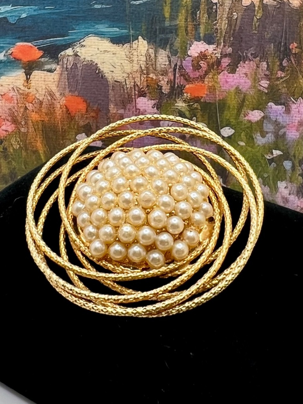 Wired Atomic Brooch Pave Pearl Dome Center